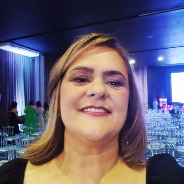ROSANA FERNANDES HANISCH